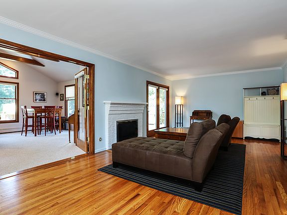 5th image of 41 Hemlock Rd