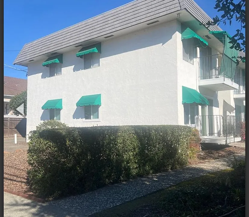 314 N Cloverdale Blvd