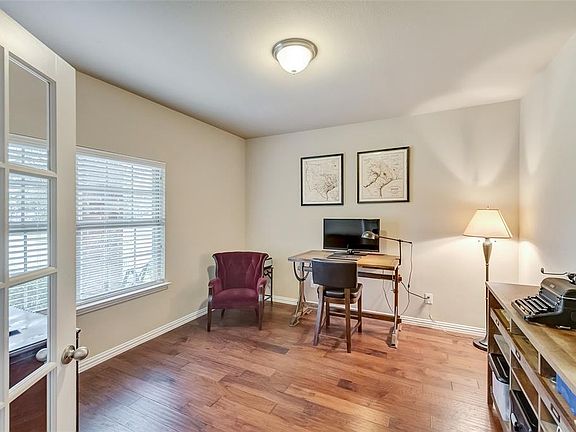 5th image of 2676 Costa Mesa Dr