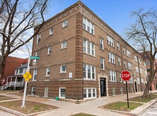 1218 W Victoria St #1, Chicago, IL 60660