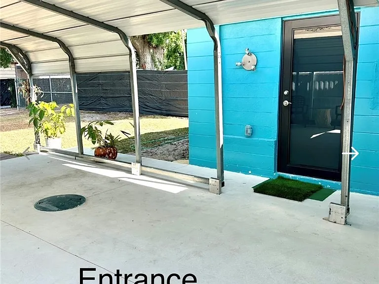 112 Memorial Dr — Photo 3