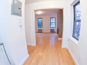 Rented by Urban Real Estate Inc