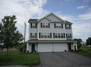 27 Stream View Dr, Cumberland, RI 02864