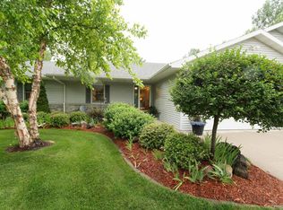 1814 S Court St, Fergus Falls, MN 56537