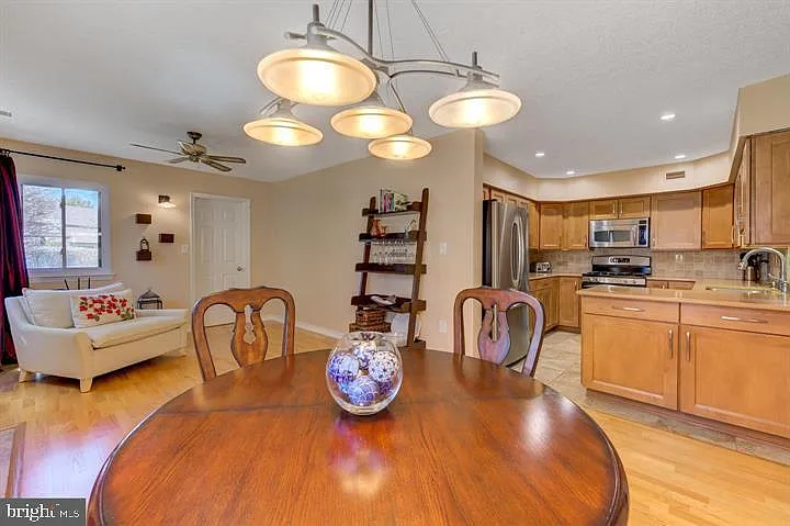 17 Ashford Dr — Photo 16