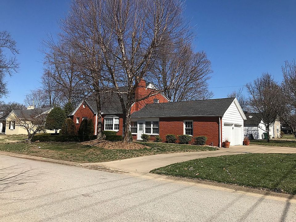 1st image of 2127 Clinton Pl W