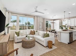 1113 Vanguard Way W, Madera, CA 93636