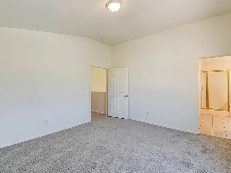 5621 Mount Athos St — Photo 15