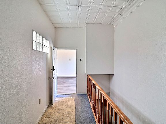 2nd image of 824 9th St Suite B