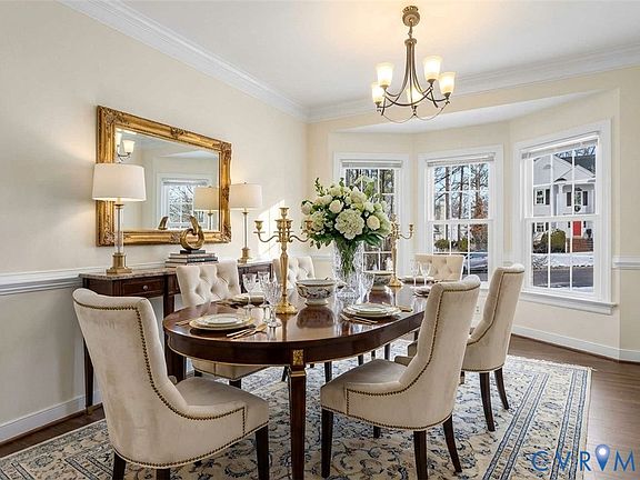 5th image of 11105 Glen Hollow Ct