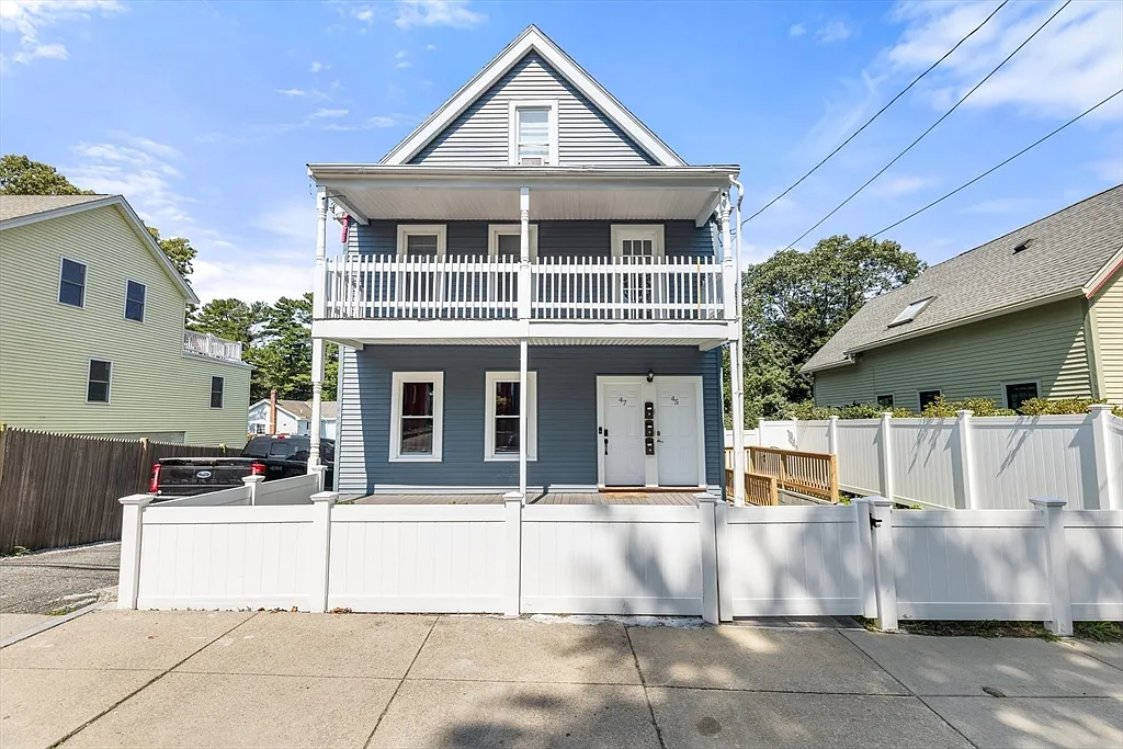 2 bed, 1.0 bath, 1000 sqft, $2,600 — Photo 1
