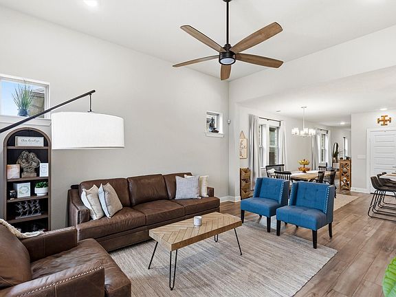 3rd image of 1936 Jade Forest Ln