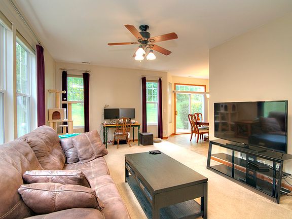 3rd image of 6574 Marble Ln
