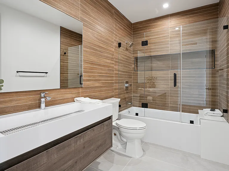 22270 Avenue San Luis — Photo 40