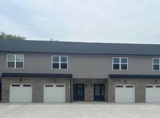 405 Shelby St, Clarksville, TN 37042
