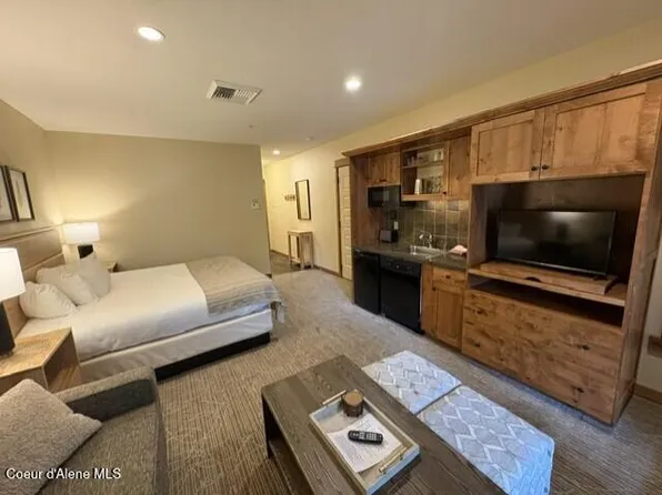 150 Morning Star Dr, Kellogg, ID 83837