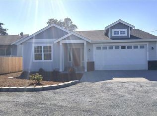 1528 S East Camano Dr, Camano Island, WA 98282