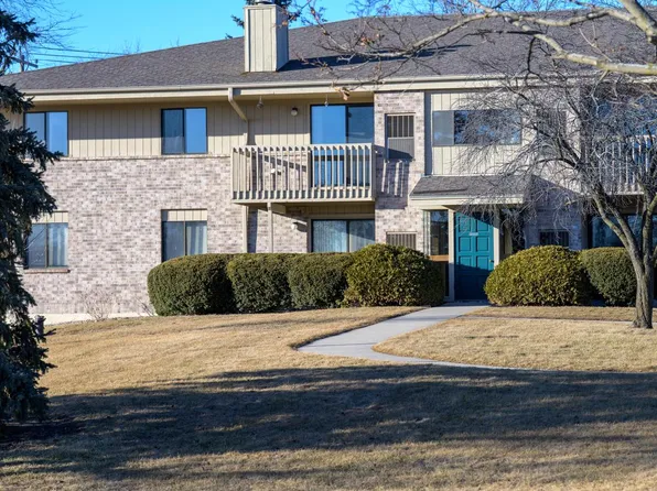 112 East Freistadt ROAD #E, Thiensville, WI 53092