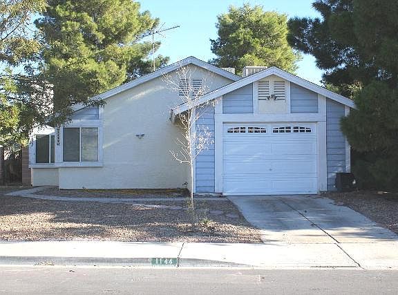 3rd image of 1144 Placerville St