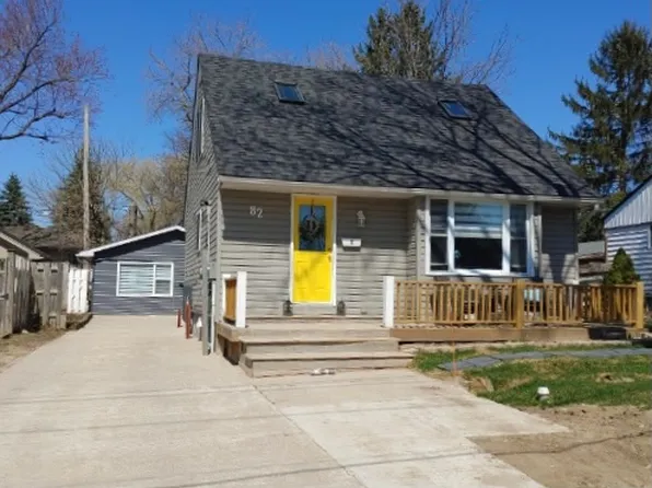 82 Gunn St #3, Barrie, ON L4M 2H5