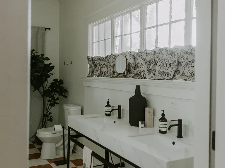 908 Oakhill Ave SW — Photo 30