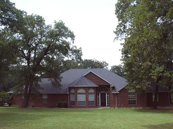 2nd image of 389 Woodland Dr