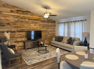 1202 Natchez Trce #C, Marietta, GA 30008