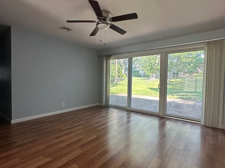 1018 Tempo Dr — Photo 8
