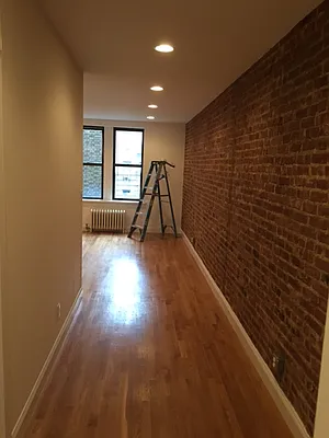 Rented by PMG Real Estate  | media 42