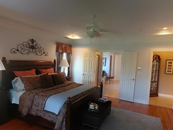 Master Suite steps out onto the Deck