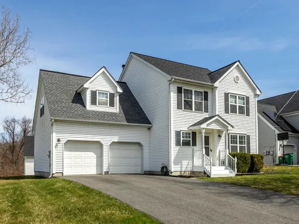 18 Pleasant Glen, Poughquag, NY 12570