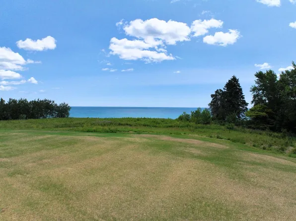 1216 SHIELING LANE #Lt21, Port Washington, WI 53074