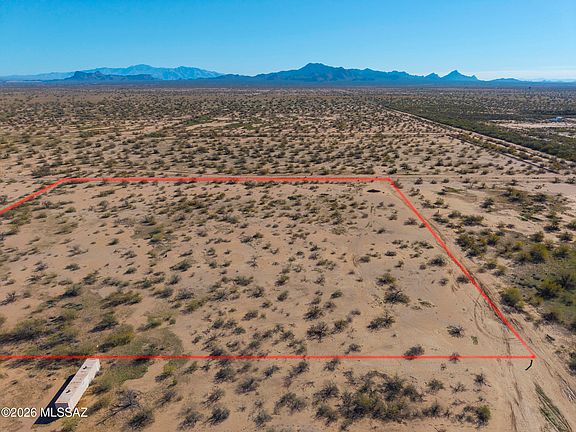 4th image of 4161 N Little Cody Rd