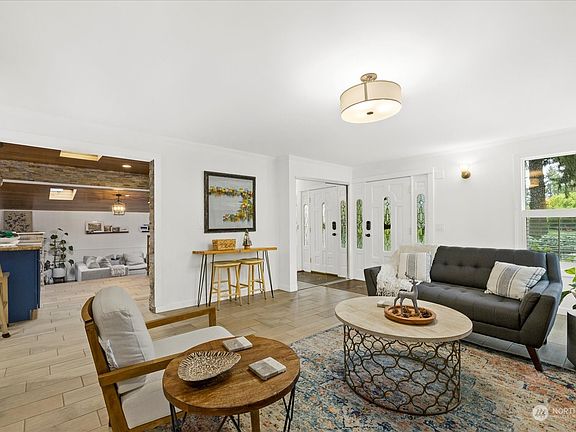 4th image of 5006 NE 188th Street