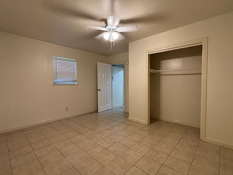 222 E Phillips Rd #3 — Photo 5