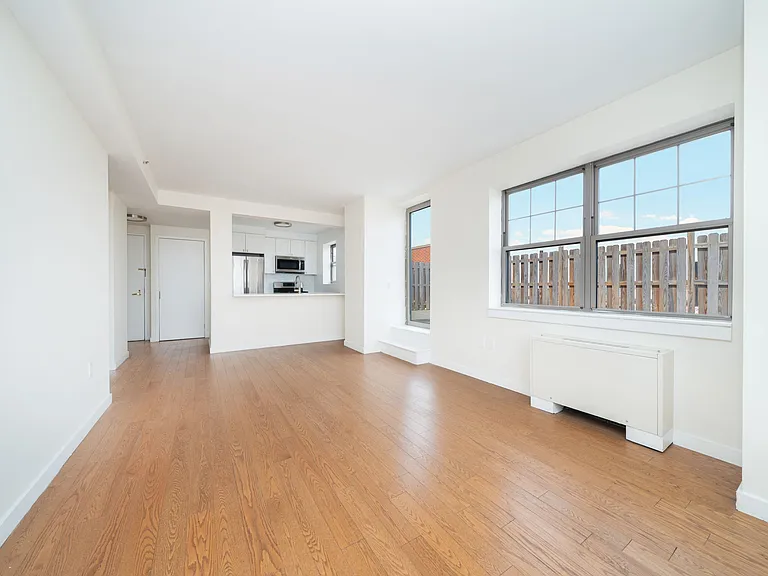 75-25 153rd St #1003 — Photo 2
