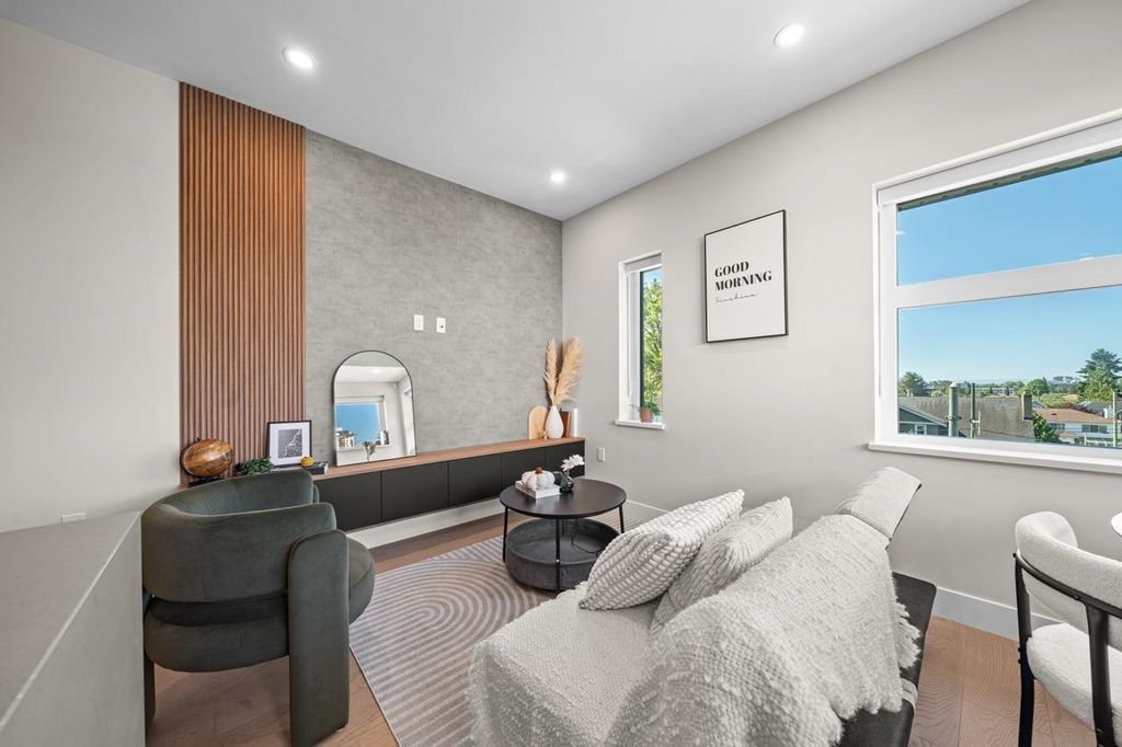 128 Woodstock Ave W #5, Vancouver, BC - View 5