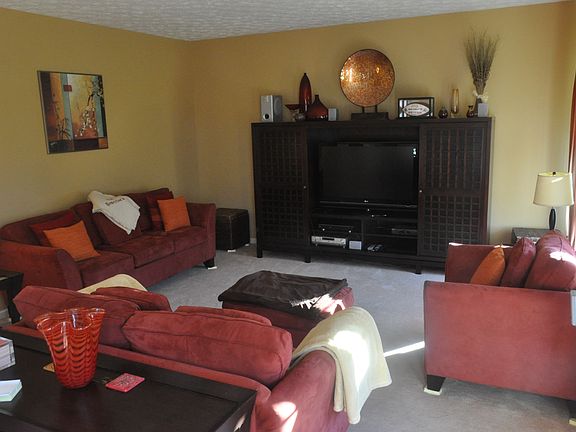 3rd image of 5000 Autumnwood Ln