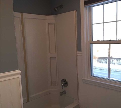 4th image of 17 Raymond St