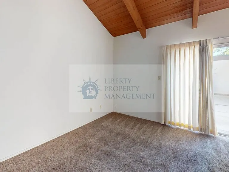 2617 El Charro Dr — Photo 4