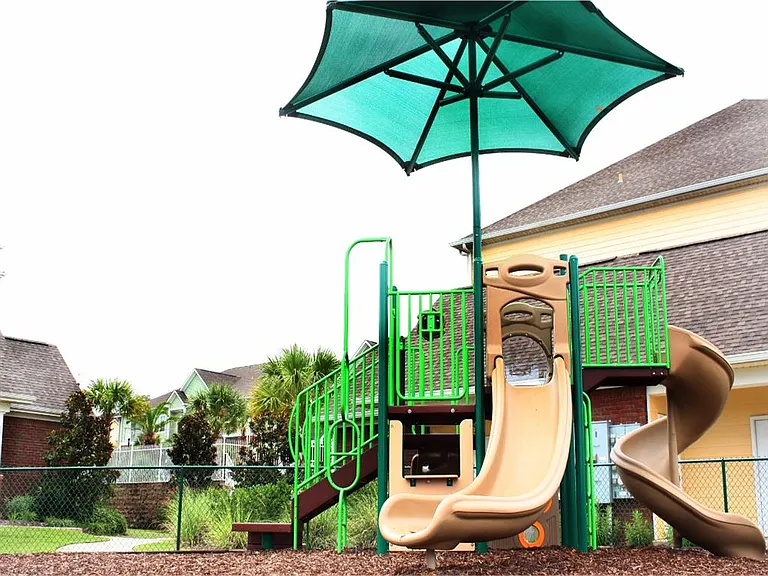 Cypress Cove Apartment Homes — Photo 22