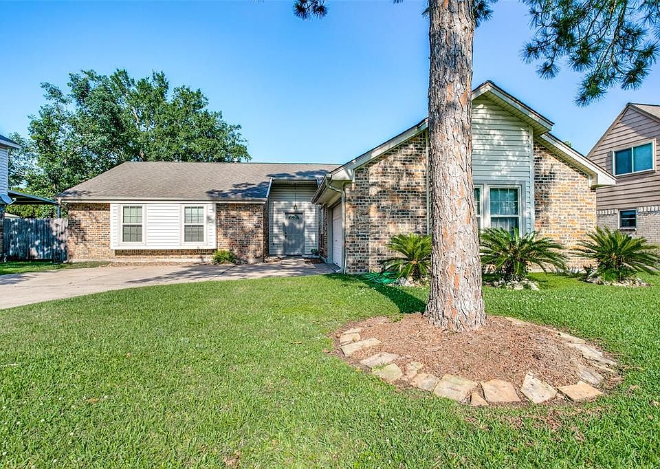 1st image of 306 Lochnell Dr