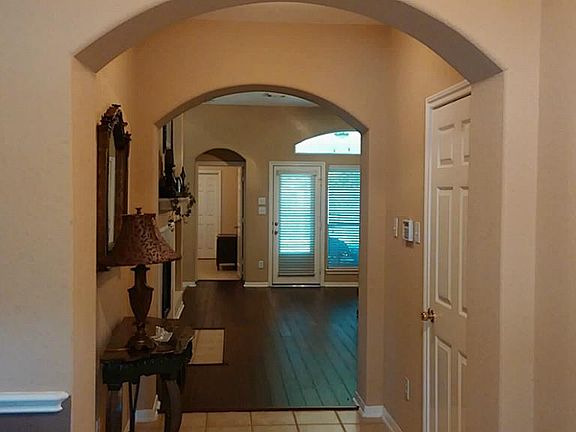 3rd image of 14607 Mills Park Ln
