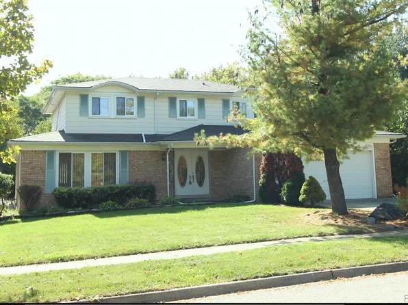 2480 Placid Way, Ann Arbor, MI 48105