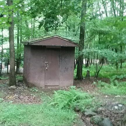 2nd image of 1131 Woodhaven Dr
