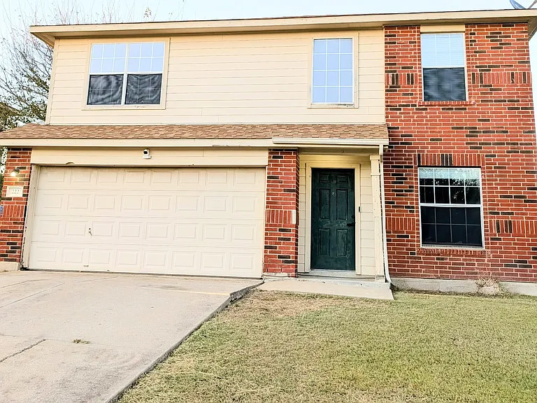 222 Phillips St — Photo 4