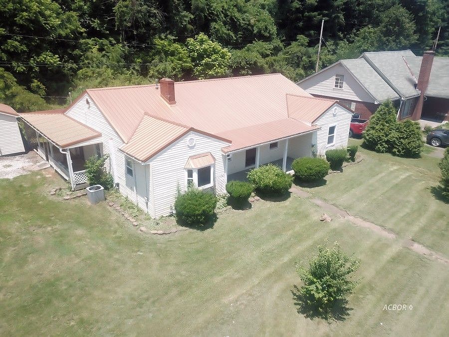 402 Hedgewood Dr, Gallipolis, OH 45631 Zillow