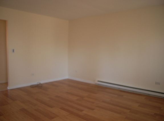 3rd image of 325 S Jefferson St #0