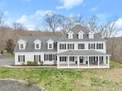 236 Royal Coach Ln, Southbury, CT, 06488