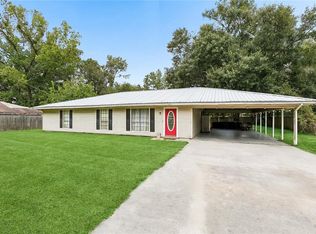30715 Adagio Ln, Albany, LA 70711